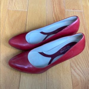 Naturalizer n5 red leather classic Clava pump